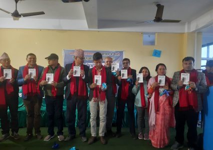 हेटौंडाका १६ वर्षे ऋत्विकको ‘कोरिएका धर्साहरू’ विमोचन